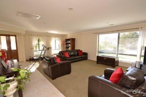 Property photo of 5 Kingfisher Drive East Moama NSW 2731