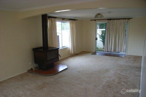 Property photo of 16 Wyangan Avenue Griffith NSW 2680