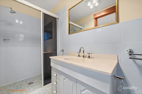 Property photo of 24 Waratah Street Karabar NSW 2620
