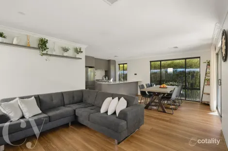 Property photo of 39A Bellanger Drive Beldon WA 6027