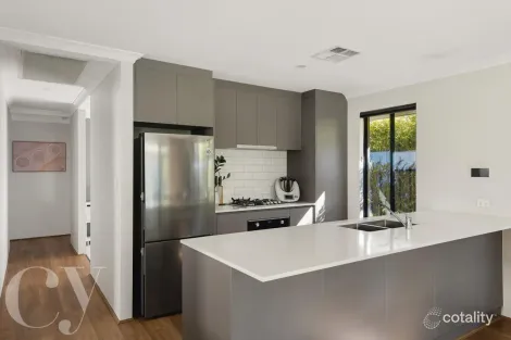 Property photo of 39A Bellanger Drive Beldon WA 6027