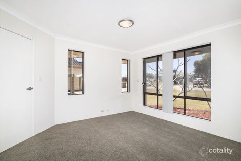 Property photo of 8 Wapengo Close South Lake WA 6164