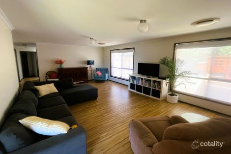 Property photo of 1 Muir Place Griffith NSW 2680