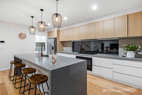 Property photo of 17 Dressage Drive Cranbourne South VIC 3977