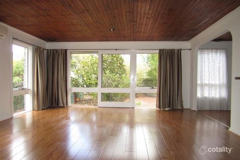 Property photo of 52 Coromandel Crescent Knoxfield VIC 3180