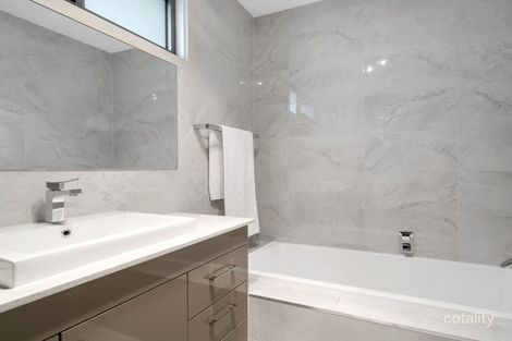 Property photo of 2/23 Luckie Street Nunawading VIC 3131