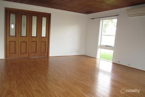 Property photo of 52 Coromandel Crescent Knoxfield VIC 3180