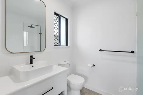 Property photo of 11 Cardross Link Smithfield QLD 4878