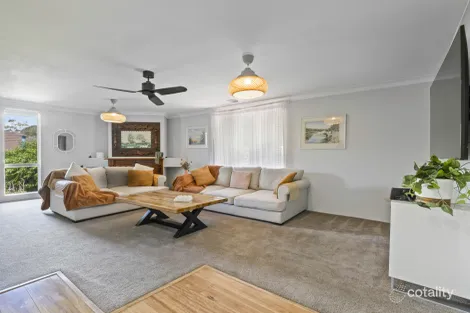 Property photo of 90 Baranbale Way Springdale Heights NSW 2641