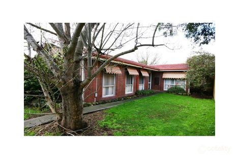 64 Robertson Dr, Mornington, VIC 3931