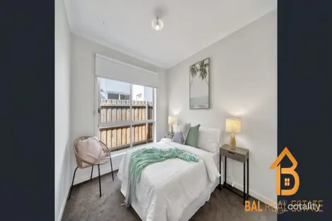 Property photo of 54 Arkins Circuit Tarneit VIC 3029