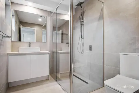 Property photo of 3 Avish Close Mooroolbark VIC 3138