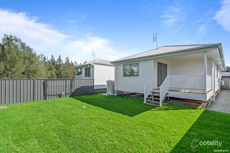 Property photo of 33 Stonebark Court Greta NSW 2334