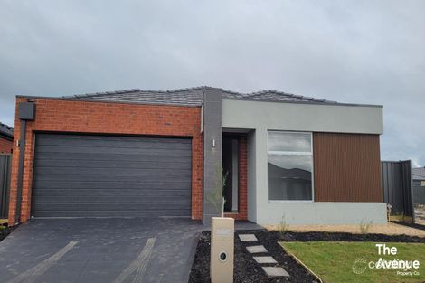 10 Shawlands Rd, Beveridge, VIC 3753