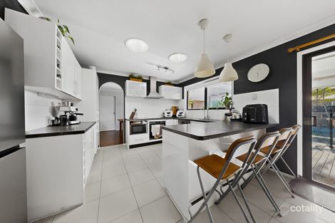 3 Cognac St, Kippa-Ring, QLD 4021