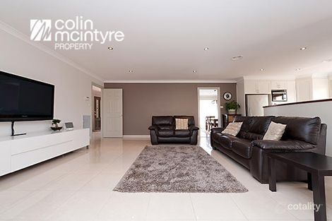 Property photo of 7 Sweetgum Place Jerrabomberra NSW 2619