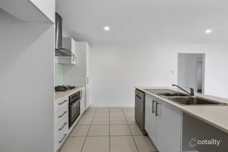 Property photo of 3 Dee Street Deebing Heights QLD 4306