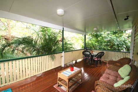 50 Walkers Dr, Balmoral, QLD 4171
