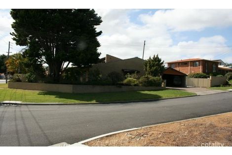 Property photo of 2 Rowley Place Bull Creek WA 6149