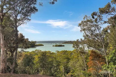 Property photo of 2 Keith Street Macleay Island QLD 4184