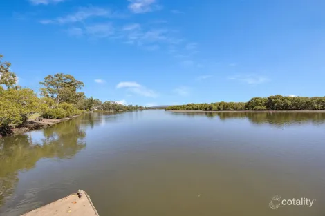 Property photo of 35 Tallara Street Coombabah QLD 4216