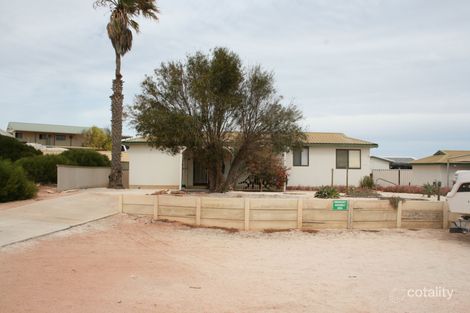 Property photo of 51 Hartog Crescent Denham WA 6537