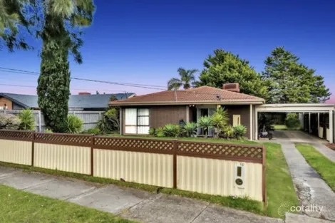 15 Woodburn Cres, Meadow Heights, VIC 3048