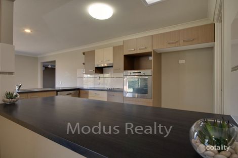 Property photo of 43 Mapelton Circuit Parkinson QLD 4115