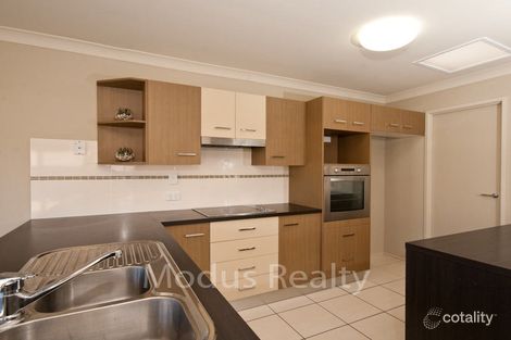 Property photo of 43 Mapelton Circuit Parkinson QLD 4115