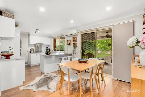 Property photo of 28 Robinia Drive Bowral NSW 2576