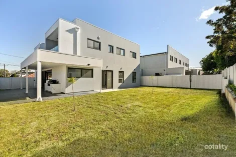 Property photo of 136E Holt Road Taren Point NSW 2229
