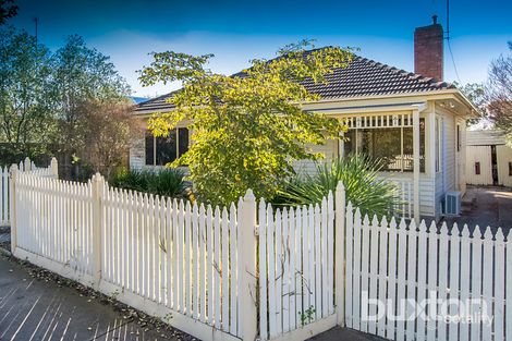 2 Drysdale Ave, Hamlyn Heights, VIC 3215