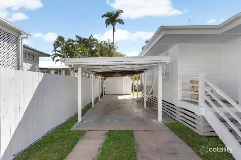 Property photo of 43 Menzies Street Park Avenue QLD 4701