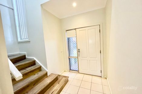 Property photo of 10 Amberlea Circuit Taylors Hill VIC 3037
