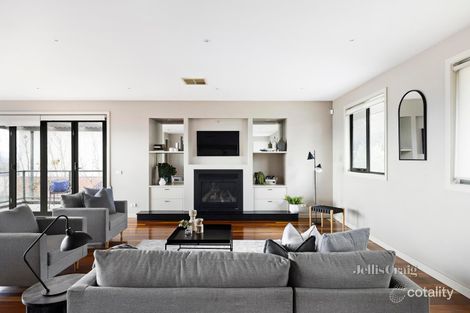 Property photo of 17 Crestwood Avenue Macleod VIC 3085