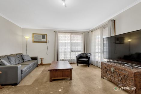 Property photo of 8 Gentzen Drive Wyndham Vale VIC 3024