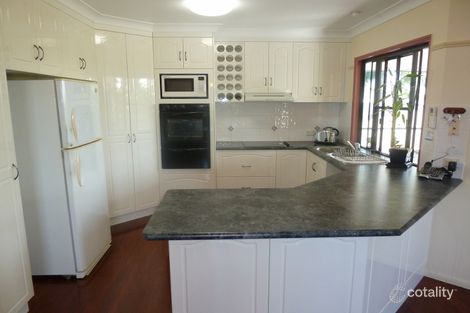Property photo of 8 Murray Close Rural View QLD 4740