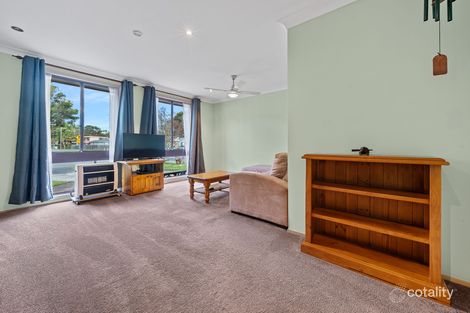 Property photo of 2 Laguna Parade Berkeley Vale NSW 2261