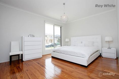 Property photo of 18 Brindabella Chase Point Cook VIC 3030