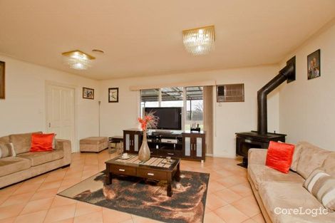 Property photo of 41 Manuka Place Meadow Heights VIC 3048