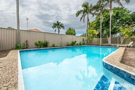 11 Koomooloo Ct, Mermaid Waters, QLD 4218