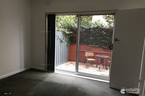 Property photo of 2/122 Beaconsfield Parade Albert Park VIC 3206
