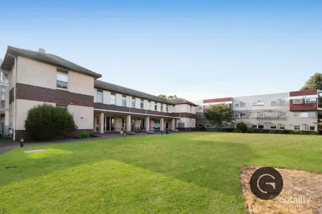 116-130 Main Dr, Macleod, VIC 3085