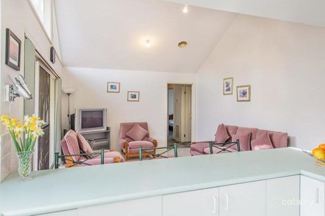 Property photo of 33 Lance Close Aspendale Gardens VIC 3195