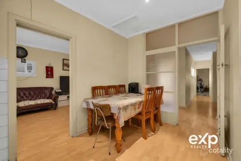 Property photo of 12 Burley Road Elizabeth Vale SA 5112
