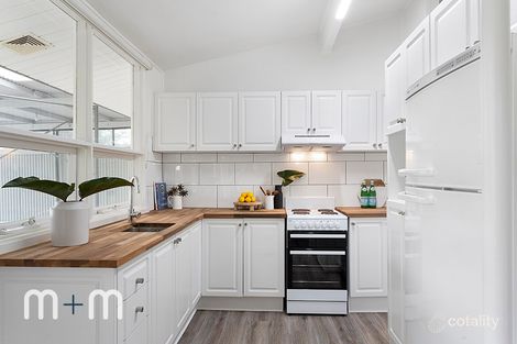 Property photo of 9 Ziems Avenue Towradgi NSW 2518