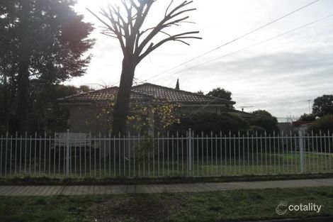 28 Harcourt Cres, Gladstone Park, VIC 3043