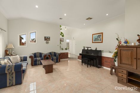 Property photo of 98 Malmsbury Drive Meadow Heights VIC 3048