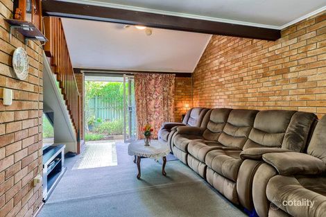 Property photo of 2/11 Macquarie Street Woodridge QLD 4114