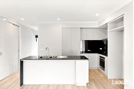Property photo of 20 Collie Walk Sunbury VIC 3429